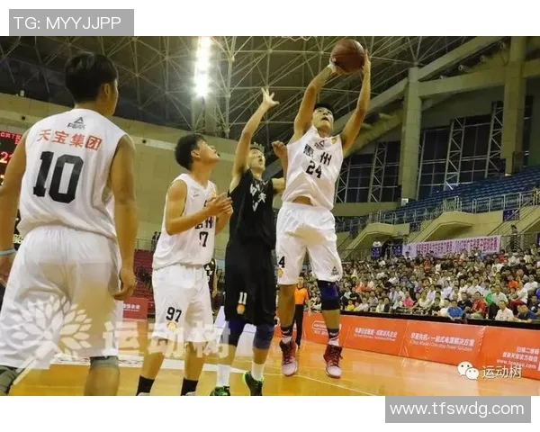 重庆篮球队的节奏与风格探讨如何提升球队竞争力与球迷热情 重庆篮球队的节奏与风格探讨如何提升球队竞争力与球迷热情